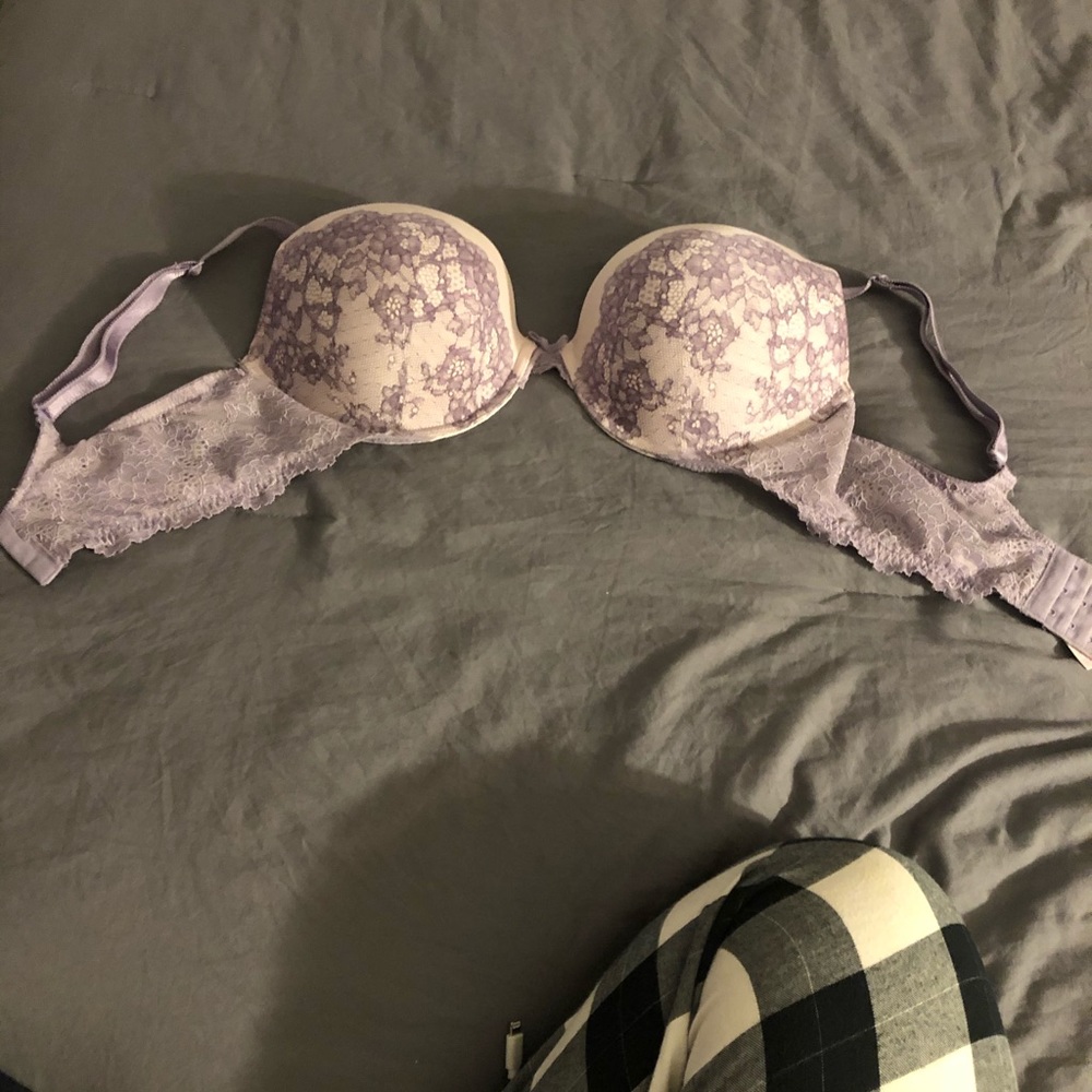 Victoria secret 38D beautiful purple push up bra